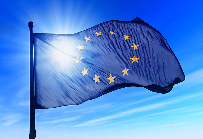 Foto: EU Flagge im Wind